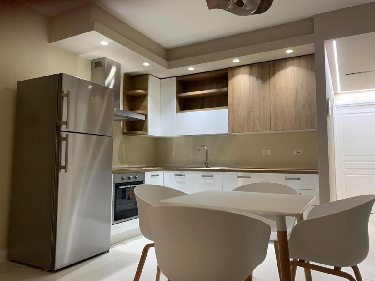 Penthouse Aureliana Attico Con Piscina A Roma Apartment Exterior photo